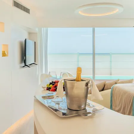 New Bussola Penzion 4*