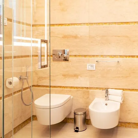 Πανσιόν New Bussola