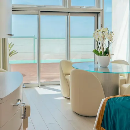 New Bussola Penzion 4*