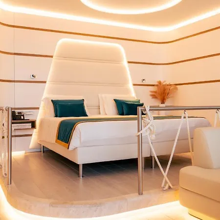 Πανσιόν New Bussola