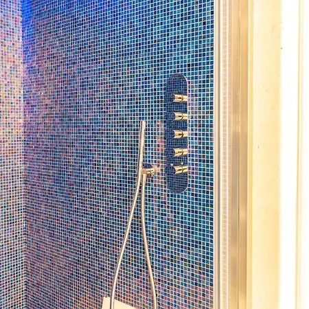 Πανσιόν New Bussola 4*