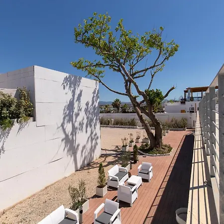 New Bussola Guest house