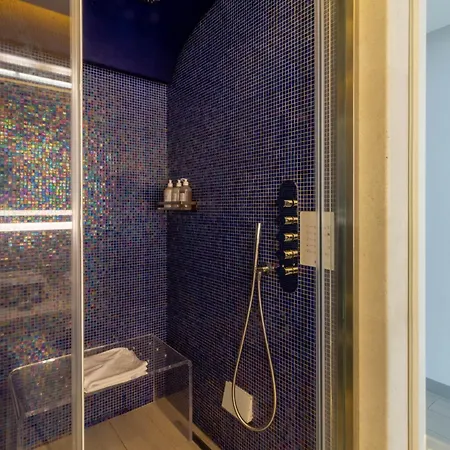 New Bussola 4* Κάλιαρι