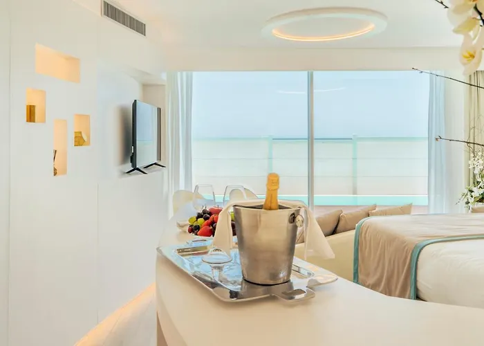 New Bussola Гостевой дом 4*