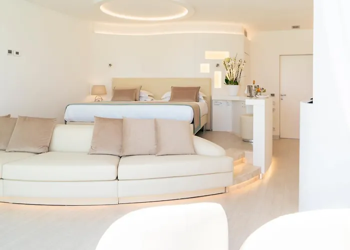 Гостевой дом New Bussola Кальяри