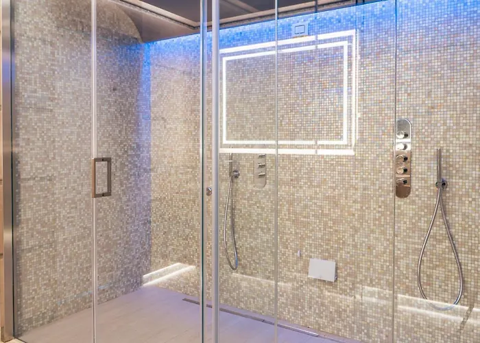 New Bussola Гостевой дом Кальяри