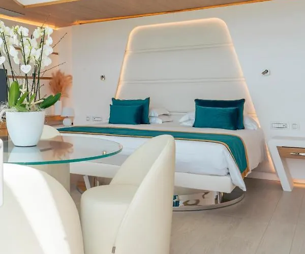 Гостевой дом New Bussola Кальяри