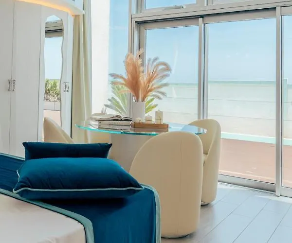 Гостевой дом New Bussola Кальяри