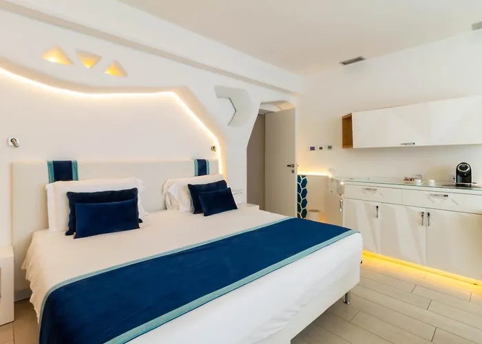 Гостевой дом New Bussola 4*