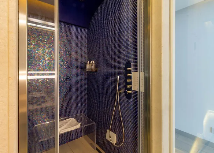 New Bussola 4* Кальяри